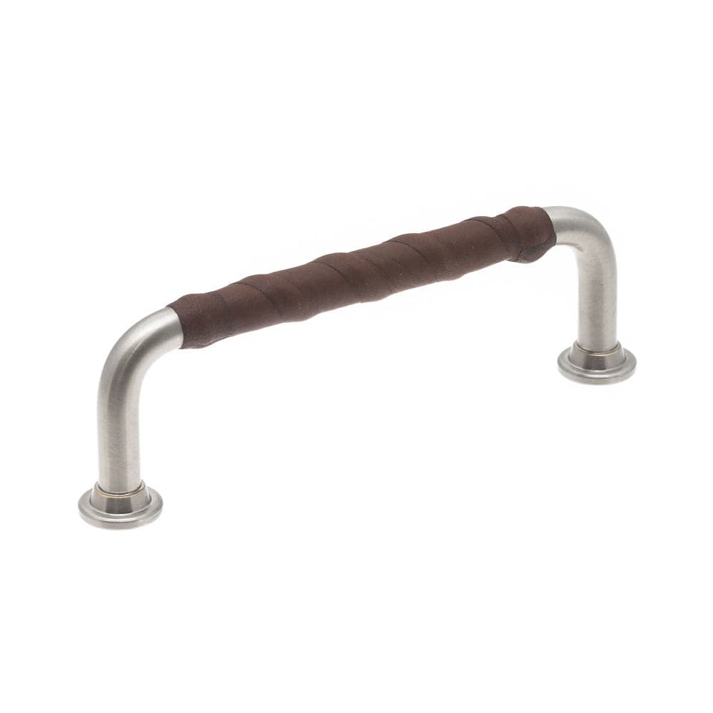1353 Twist | Greb i Rustfrit Stål Finish med Brun Læder L 110 mm (C/C 96 mm) Et Al LF-1353-96-0632LL FINICC