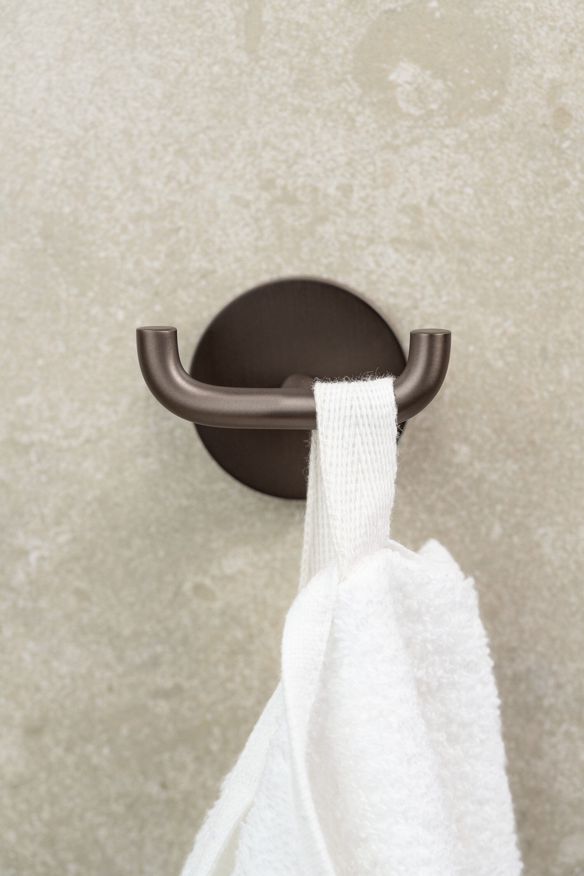 Calm Double | Knage i Bruneret Messing Ø 45 mm x D 38 mm Alexander & Wilks 620082-41 FINICC