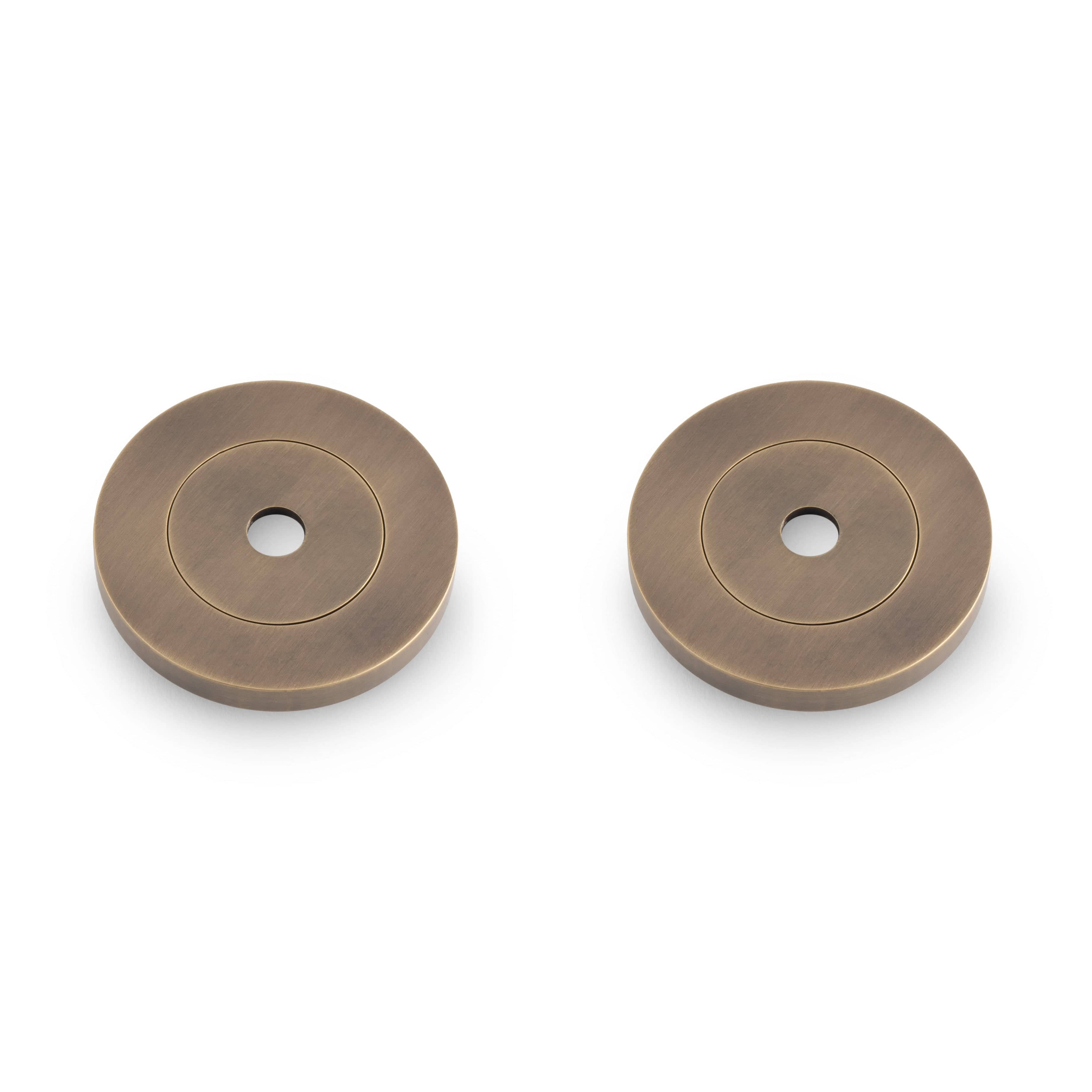 Bagplade til Pull Bars i Antik Messing (Matcher Spitfire Hammered Pull Bar) Ø 50 mm Alexander & Wilks AW50RP-IB FINICC
