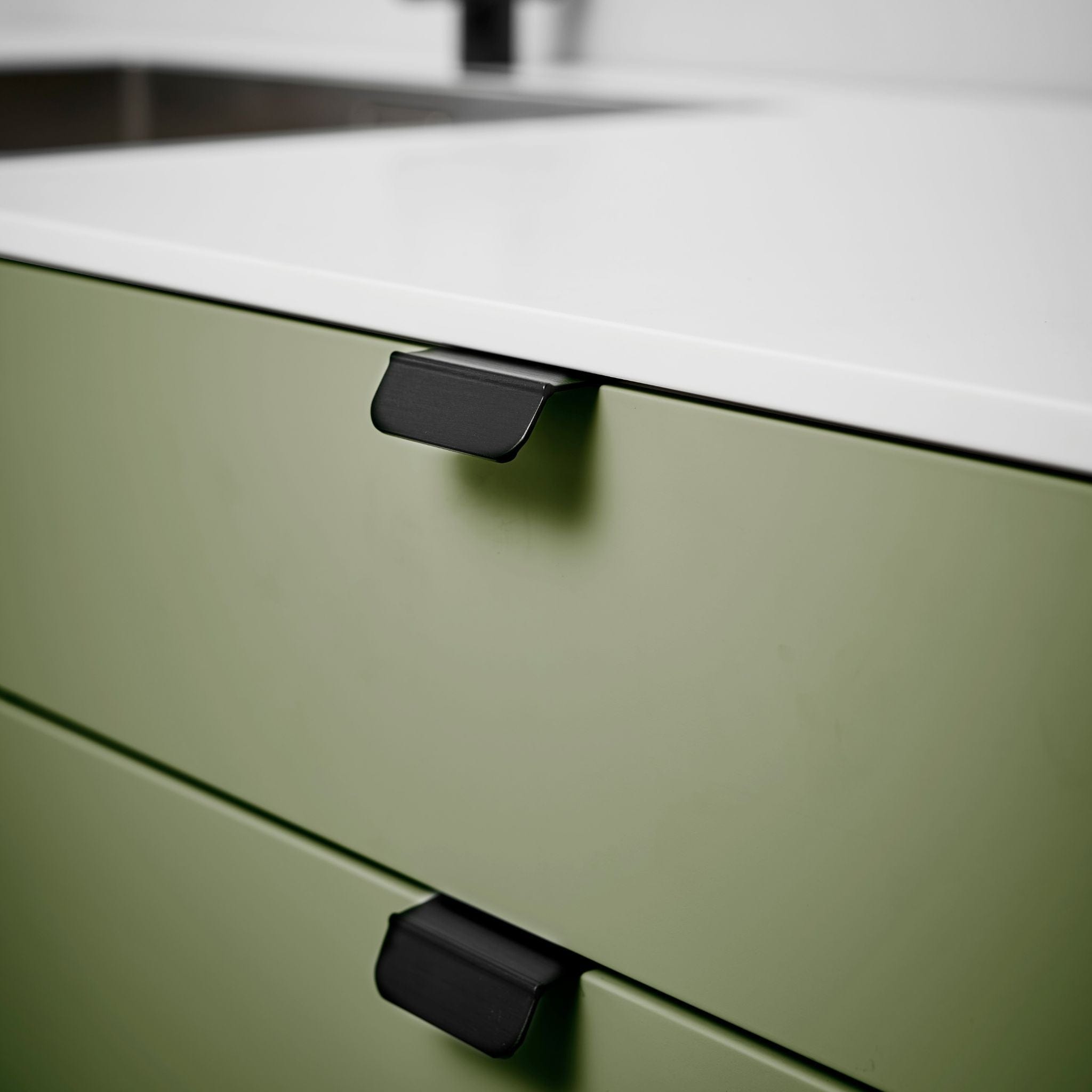 Accent | Greb i Mat Sort Furnipart FINICC