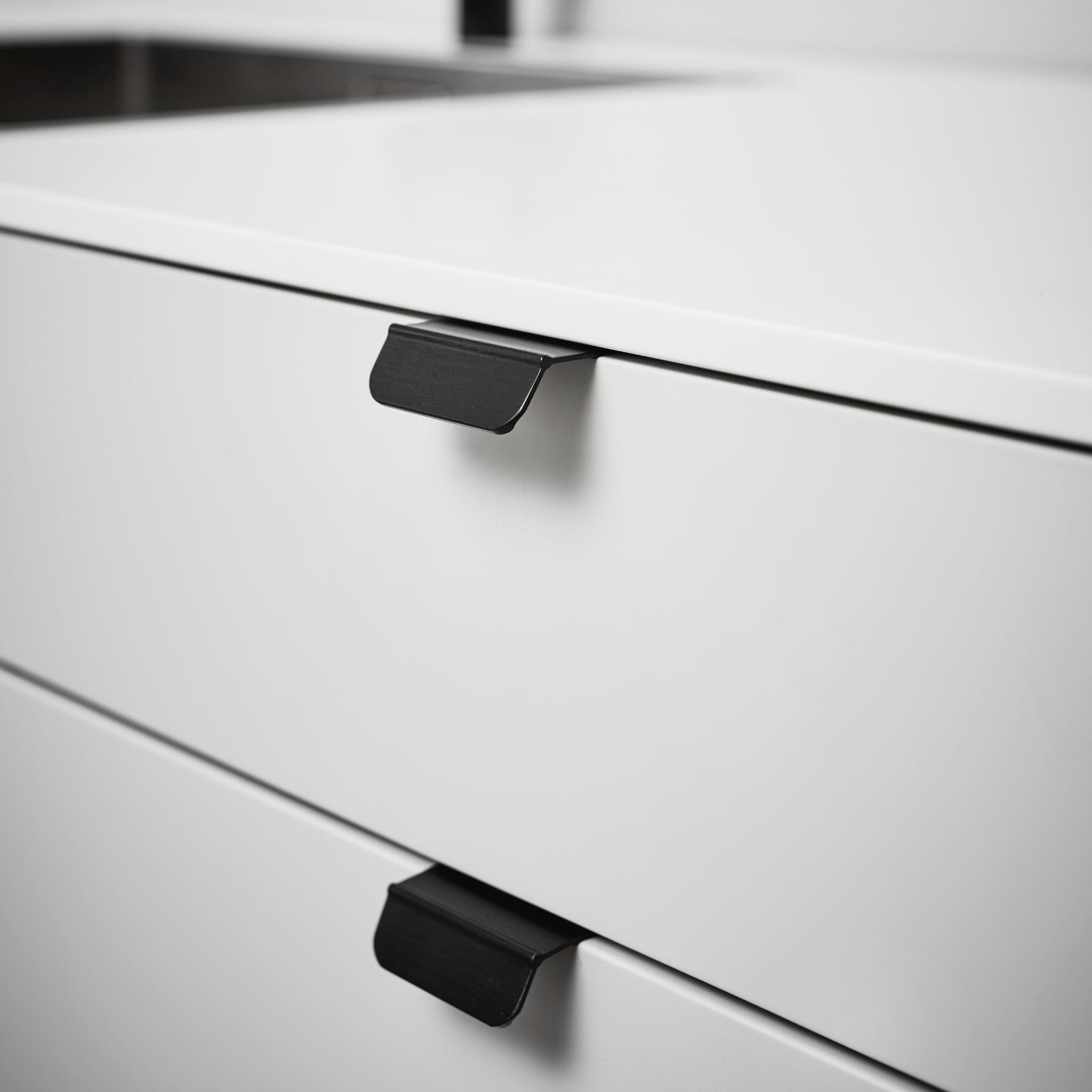 Accent | Greb i Mat Sort Furnipart FINICC