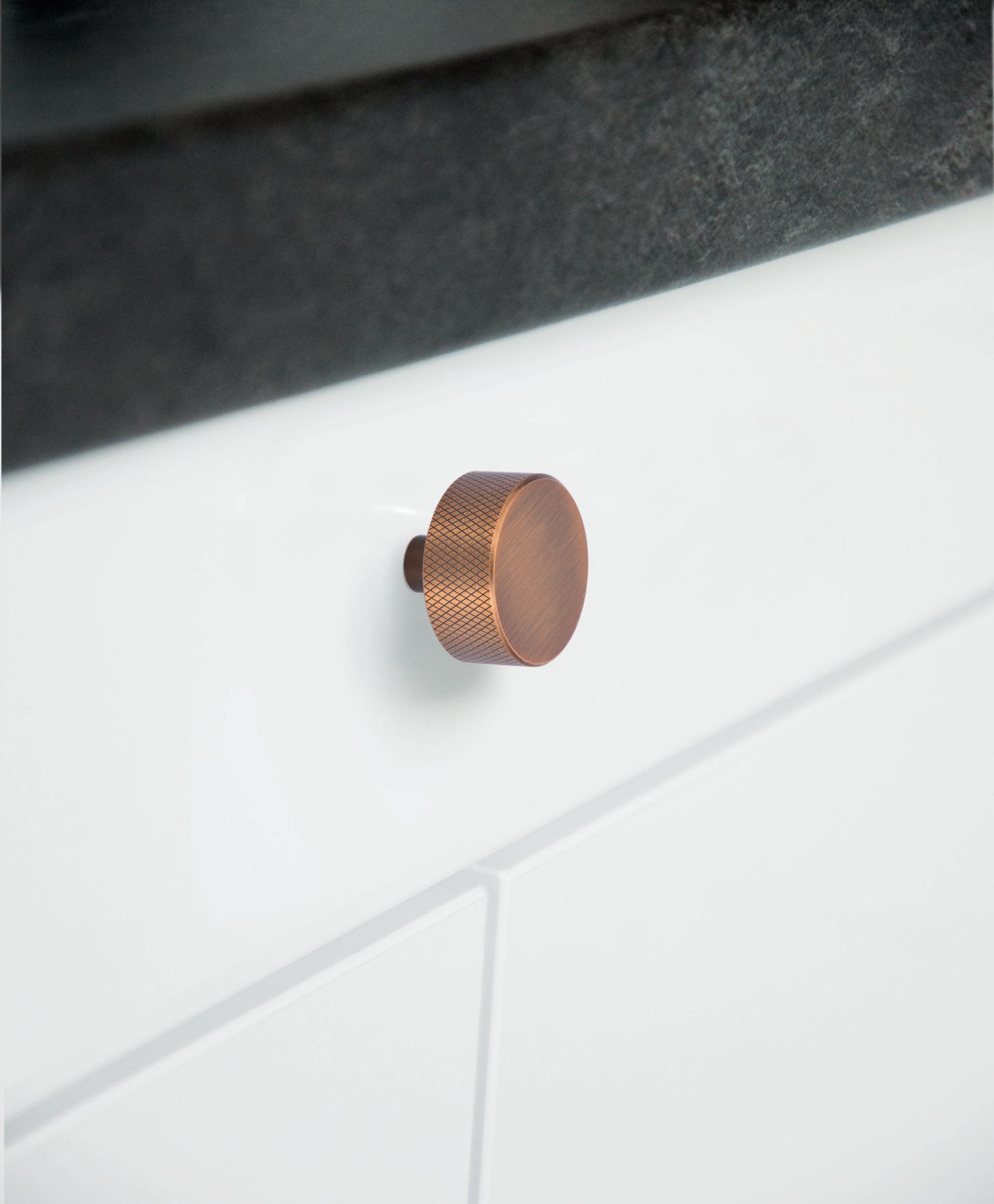 Arc 33 | Knop i Antik Messing Ø 33 mm x D 25 mm SIRO SR-2464-33ZN79 FINICC