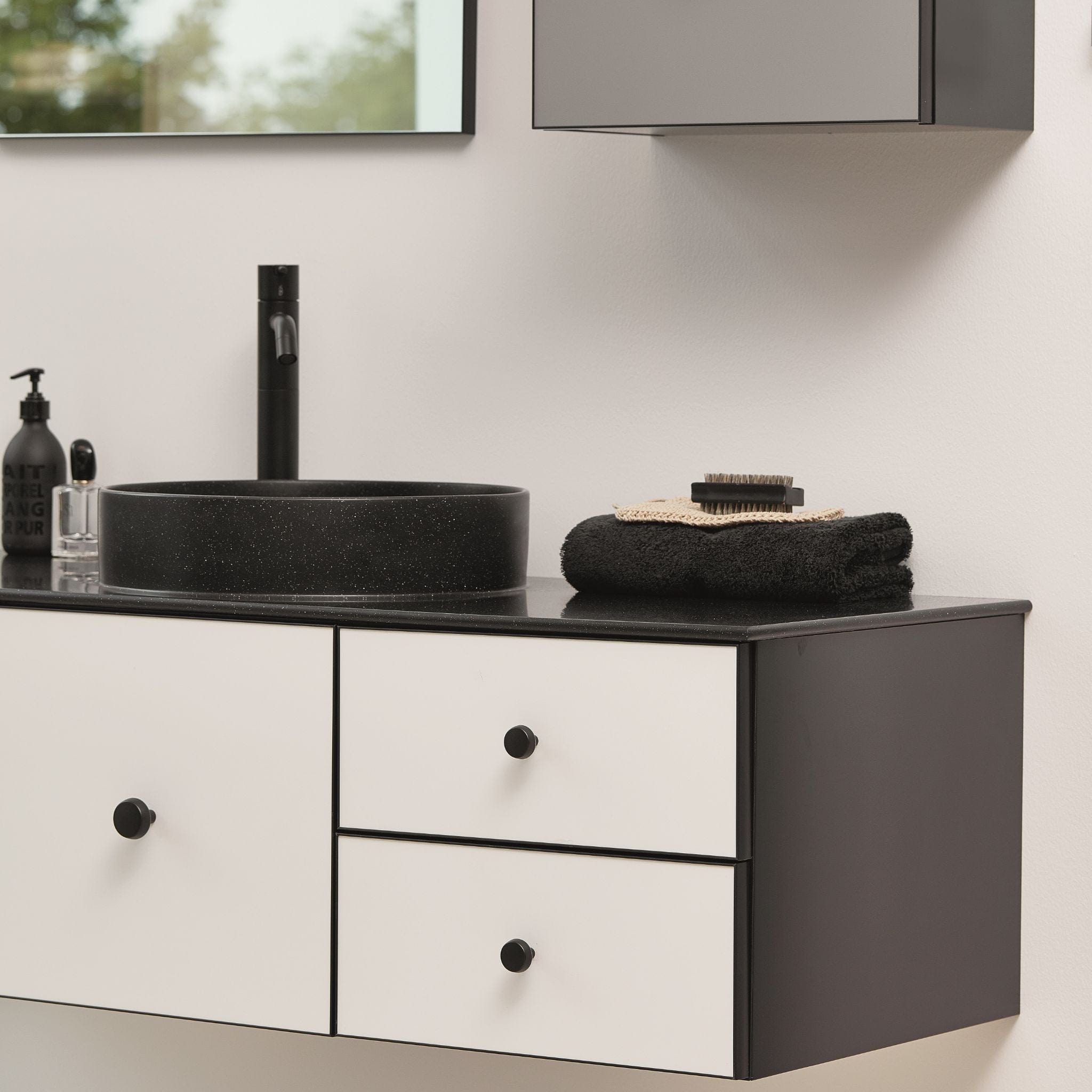 Autumn | Knop i Mat Sort Furnipart FINICC