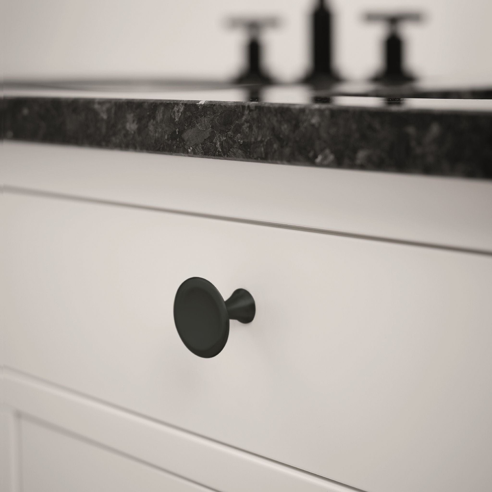 Bell | Knop i Mat Sort Ø 42 mm Furnipart FP-540860042-99 FINICC