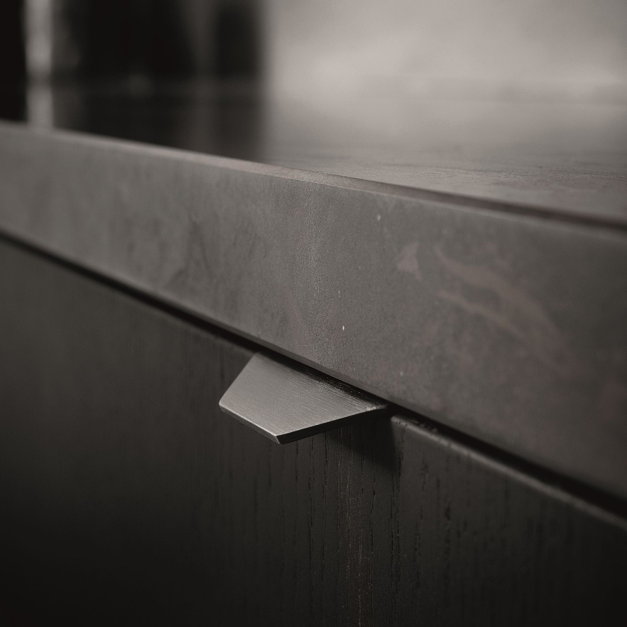 Blaze 2 | Greb i Børstet Antracit Furnipart FINICC