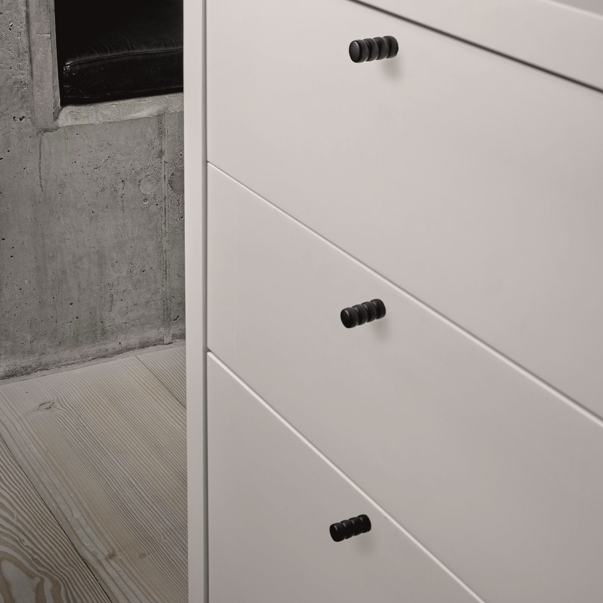 Bounce | Knop i Mat Sort Ø 16 mm Furnipart FP-546760016-99 FINICC