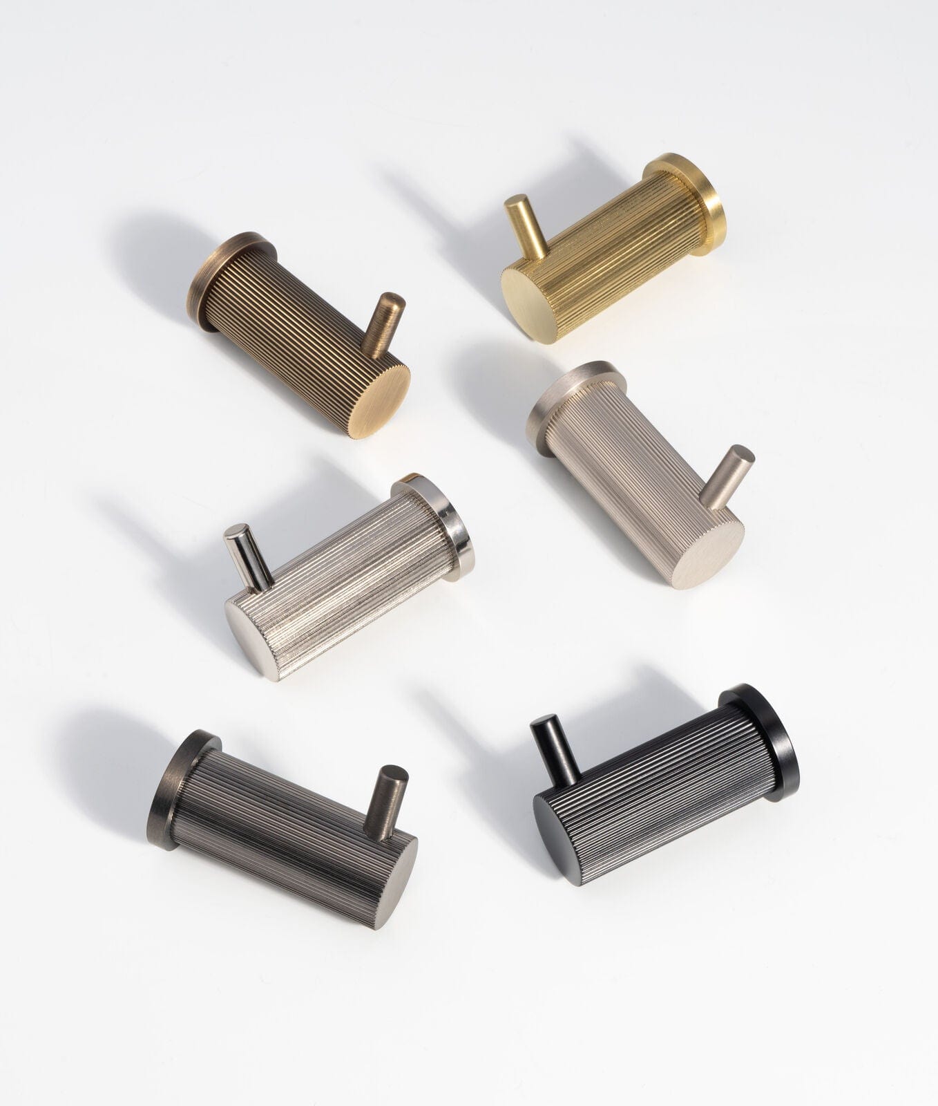 Brunel Hook Reeded | Knage i Rustfrit Stål Finish Ø 18 mm x D 48 mm Alexander & Wilks FINICC