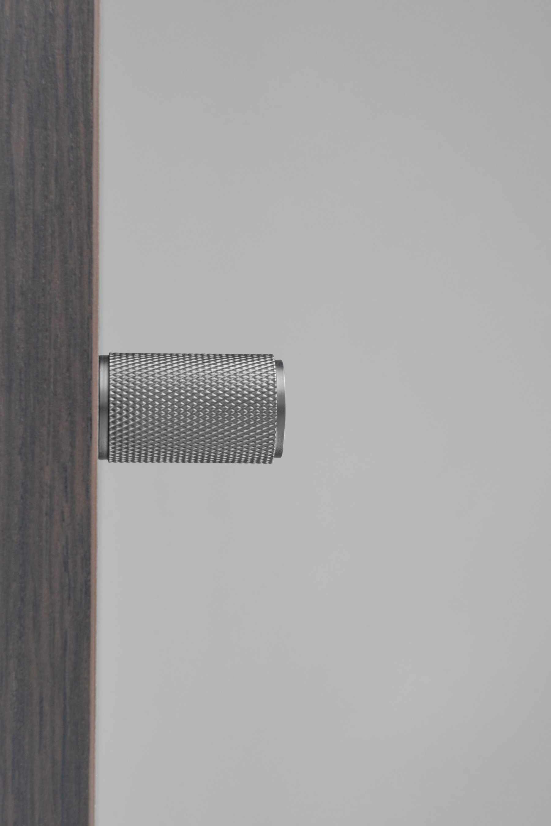 CB Cross | Knop i Børstet Rustfrit Stål Finish Ø 18 mm x D 30 mm Carlisle Brass FTD702SN FINICC