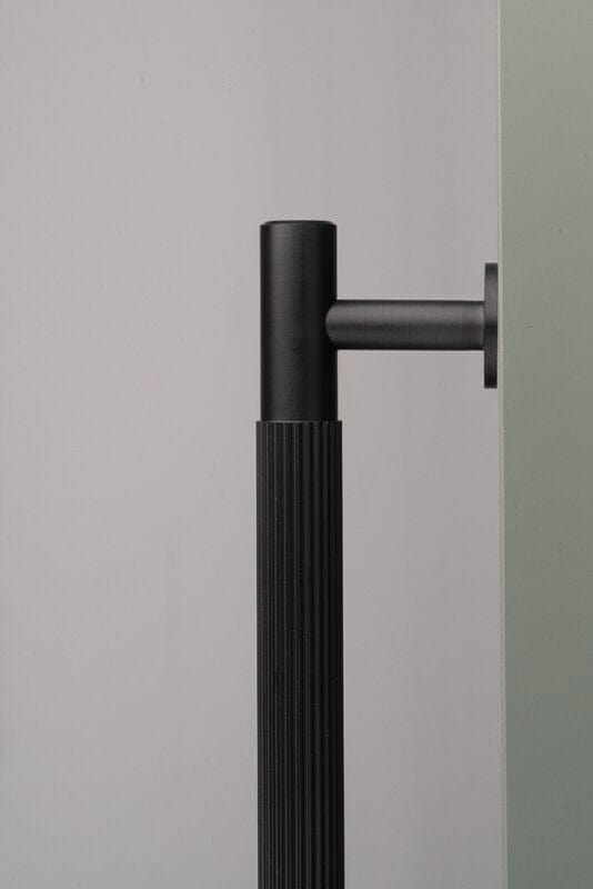 CB Lines | Greb i Mat Sort Carlisle Brass FINICC