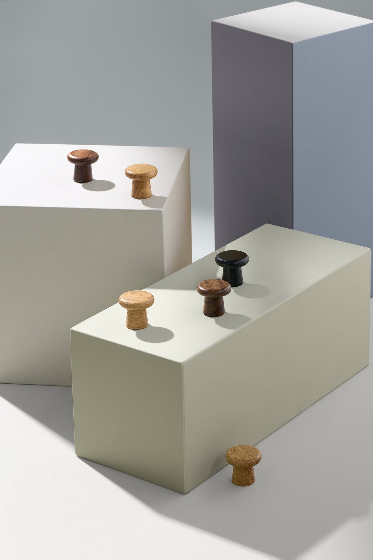 Classis | Knop/Knage i Lakeret Valnød Ø 22 mm x D 25 mm Vonsild VS-106920025-292 FINICC