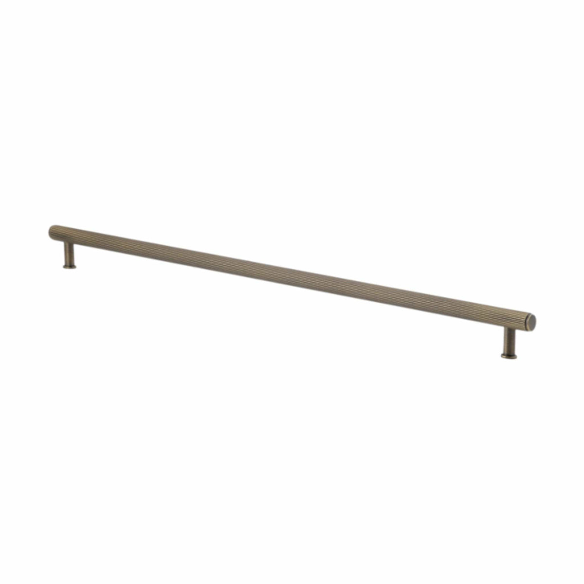 Crispin Reeded | Greb i Antik Messing L 485 mm (C/C 448 mm) Alexander & Wilks AW809R-448-AB FINICC
