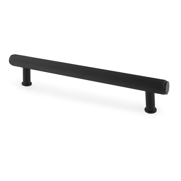 Crispin Reeded | Greb i Sort L 198 mm (C/C 160 mm) Alexander & Wilks AW809R-160-BL FINICC