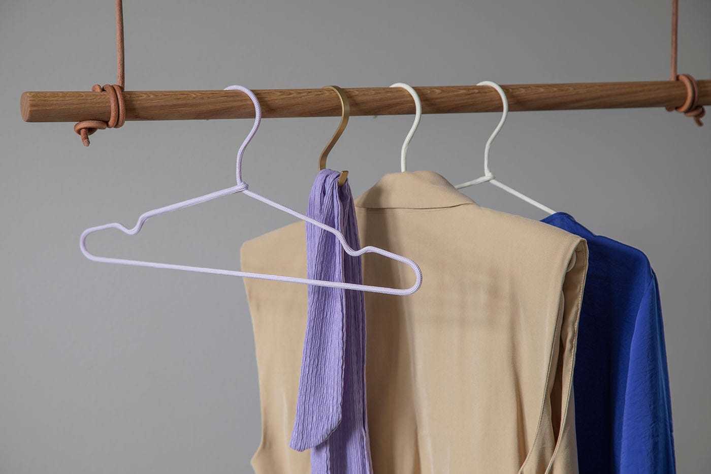 Curvy | S-Krog - Børstet Messing L 7 mm x B 98 mm MOUD Home MH-211650 FINICC