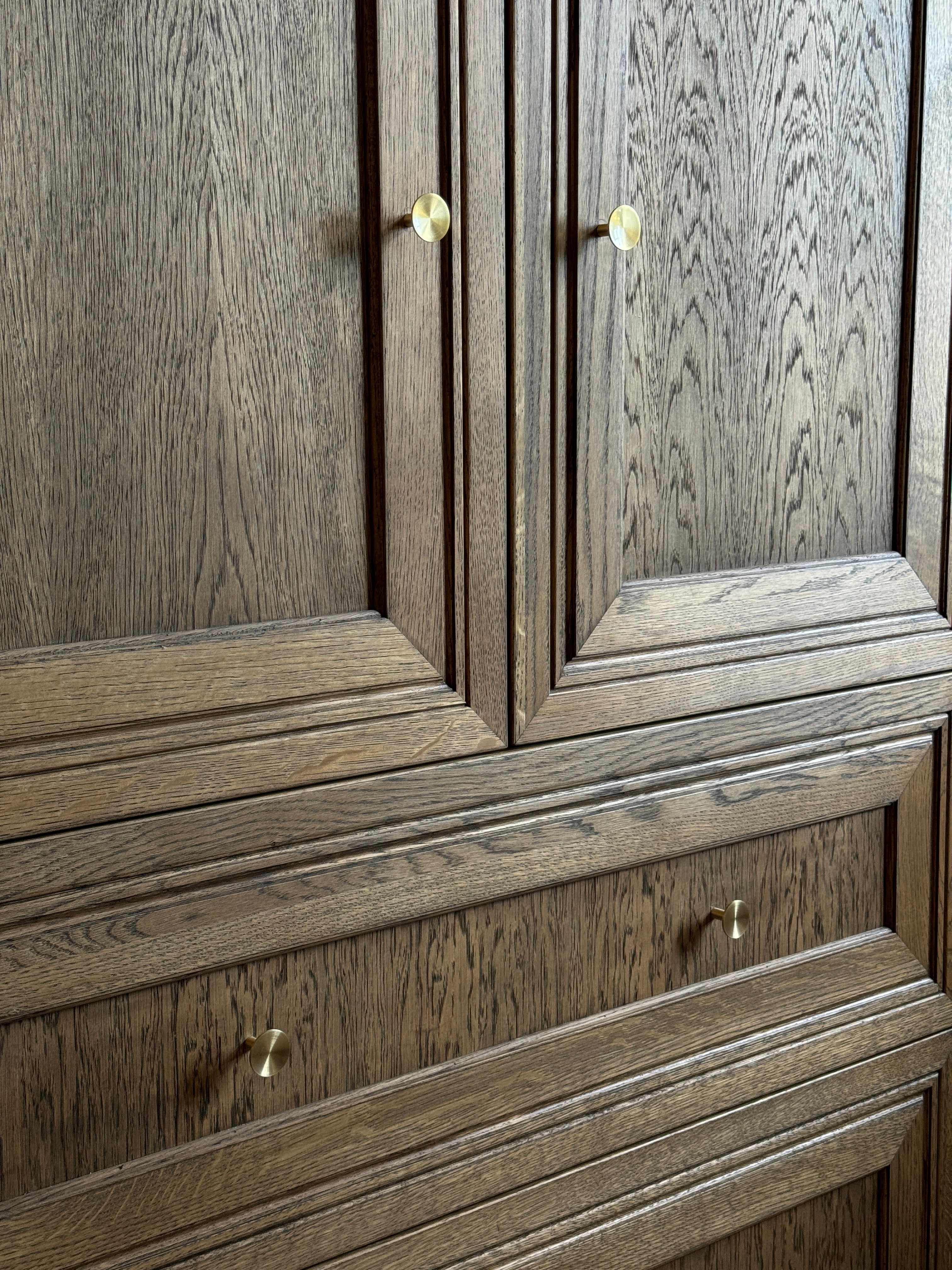 Deep | Knop i Børstet Messing med Lak I-REFINE FINICC