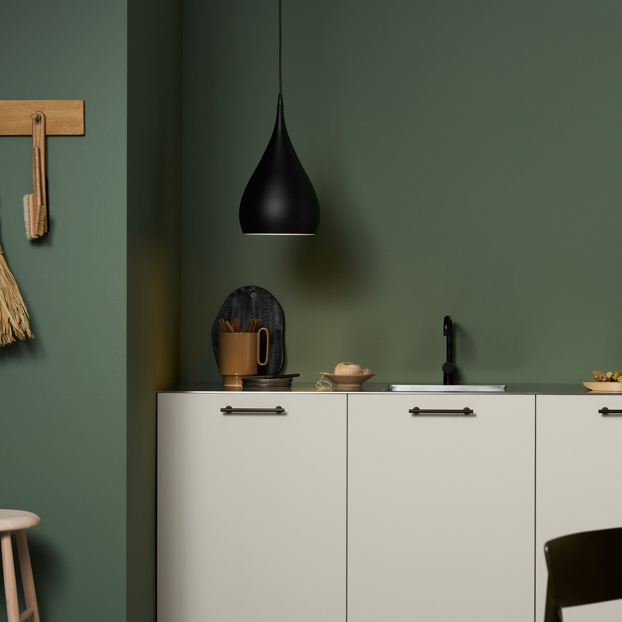 Delta | Greb i Rustfrit Stål Finish L 204 mm (C/C 160 mm) Furnipart FP-554820160-66 FINICC