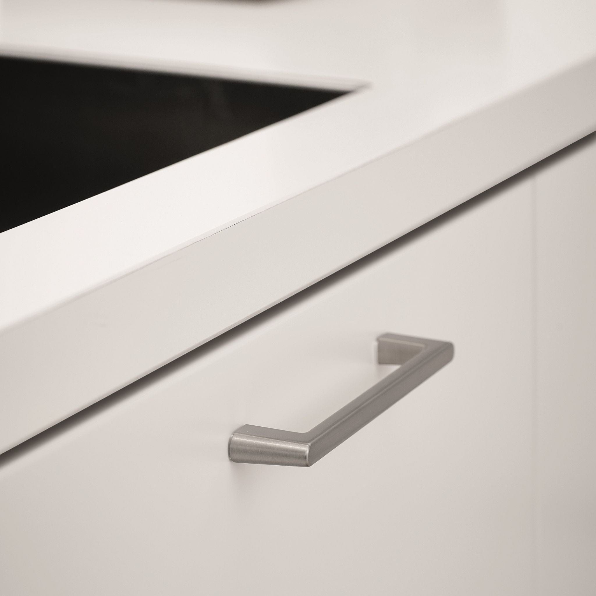 Diner | Greb i Rustfrit Stål Finish Furnipart FINICC