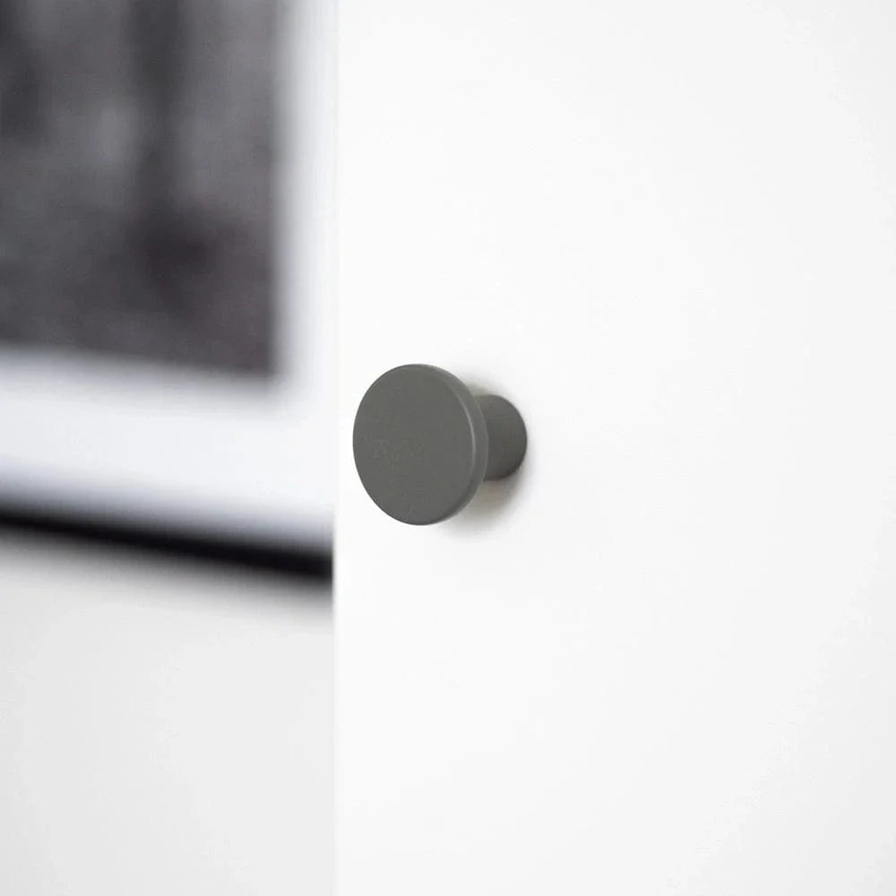 Dotty | Knop i Grøn Ø 28 mm x D 23 mm Et Al LF-8342-28-31 FINICC