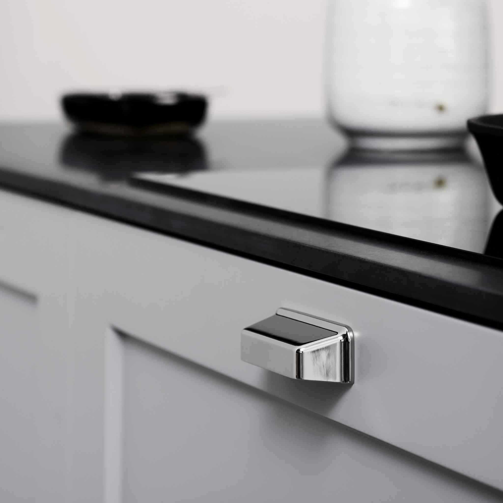 Equester Cup | Greb i Blank Nikkel L 77,8 mm (C/C: 64 mm) Furnipart FP-548420064-06 FINICC