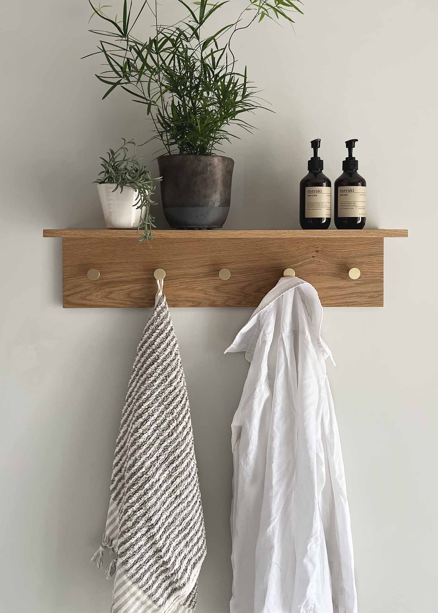 Fjord | Kroklist i Ek/Mässing