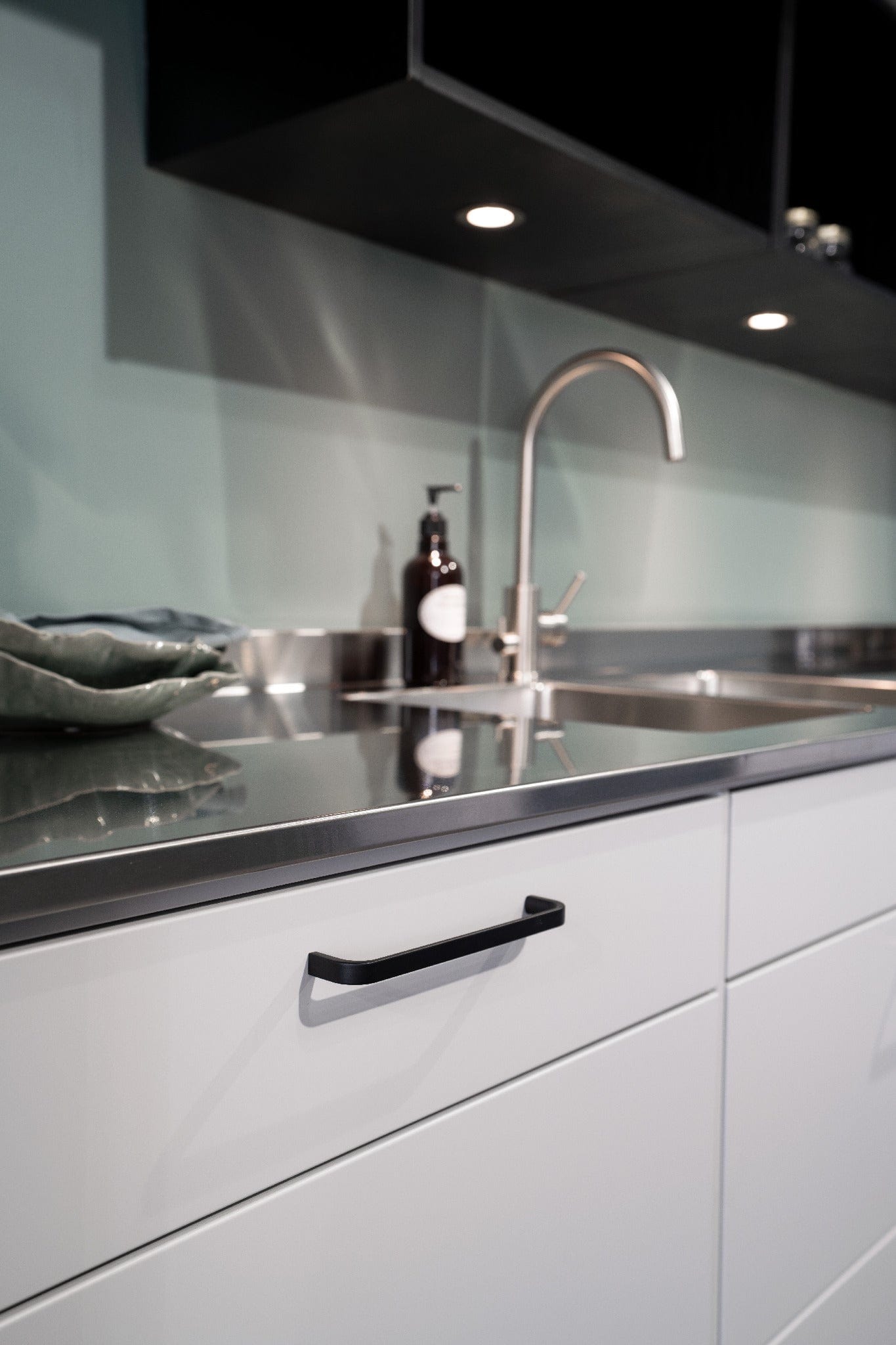 Grace | Greb i Mat Sort L 170 mm (C/C 160 mm) Beslag Design 304314-11 FINICC