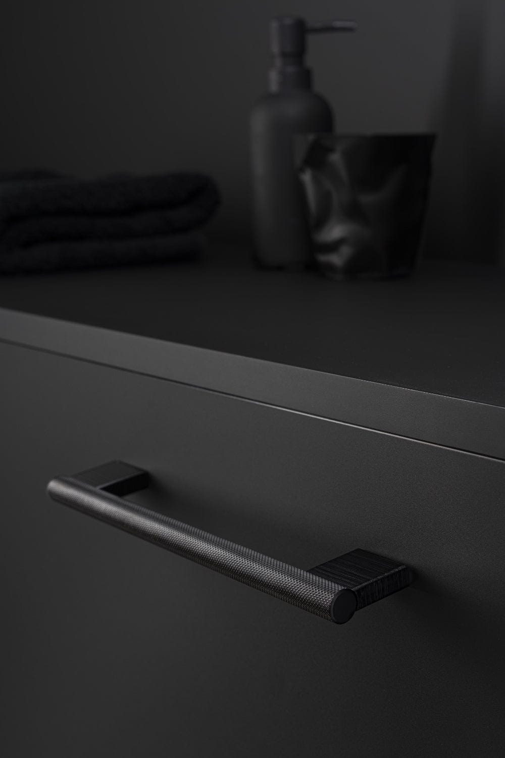 Graf Big | Greb i Børstet Sort Viefe FINICC