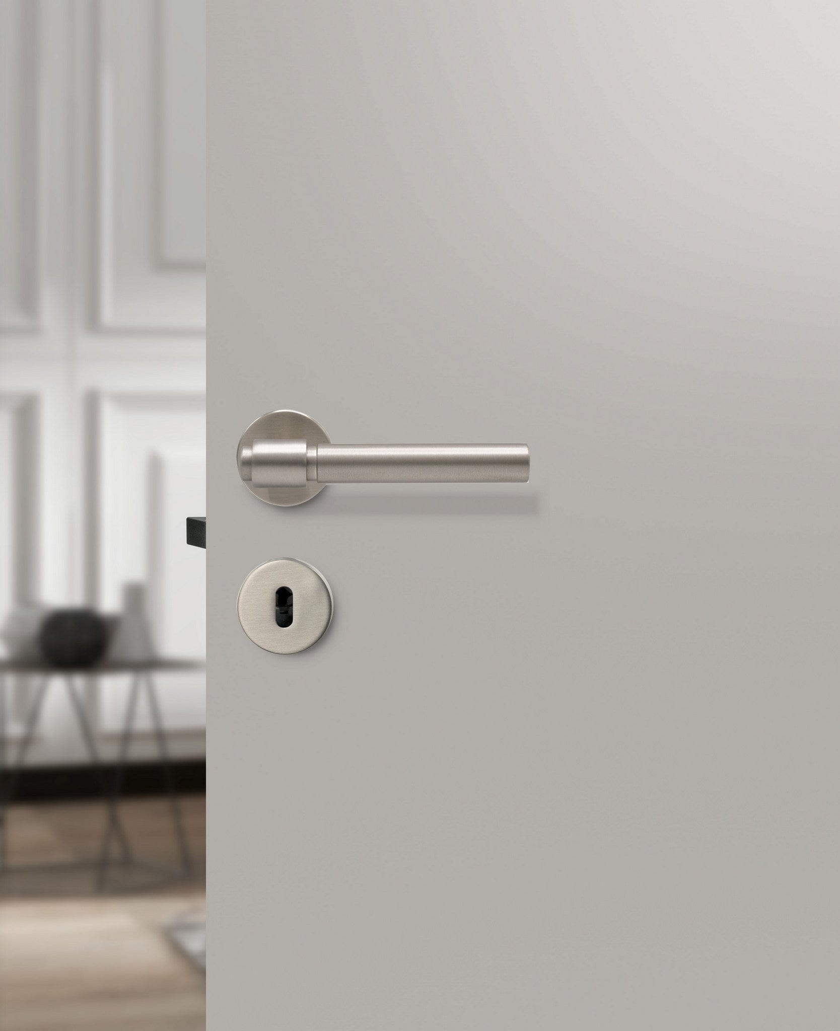 Helix Plain | Dørhåndtag i Børstet Rustfrit Stål Finish L 150 mm (C/C 30 mm) Beslag Design 752016-41 FINICC