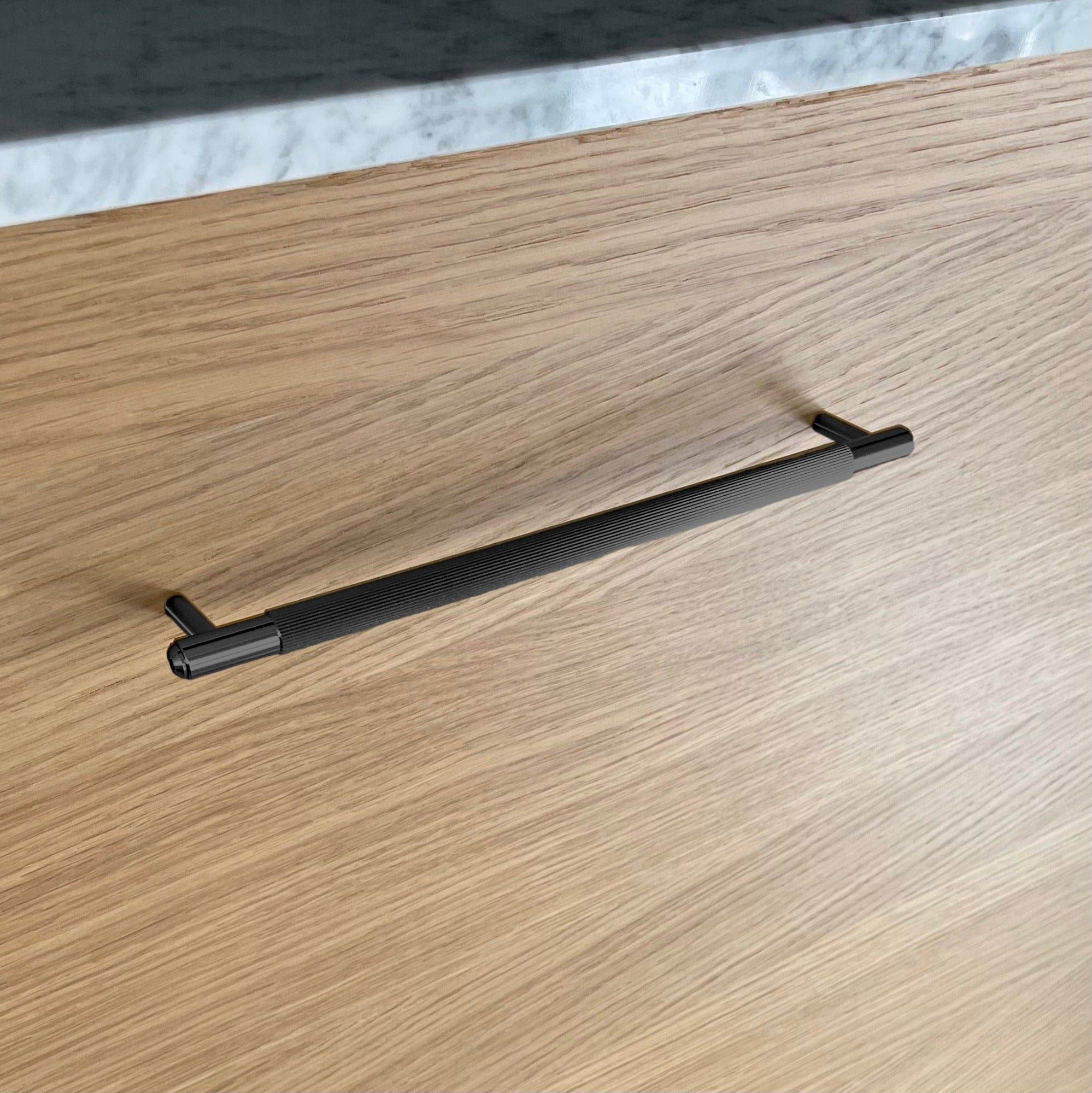 Linear | Handtag i Svart