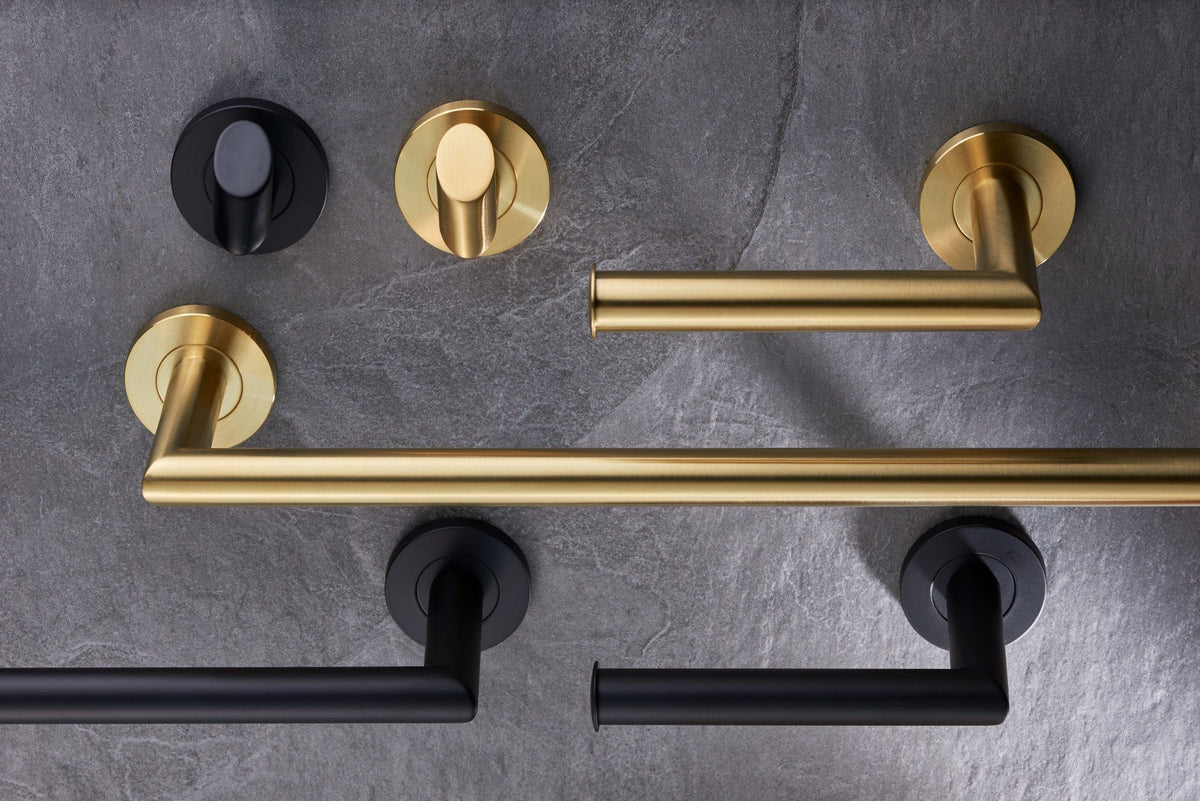 Mitred | Håndklædeholder i Børstet Messing (PVD) Carlisle Brass LX22SPVD FINICC