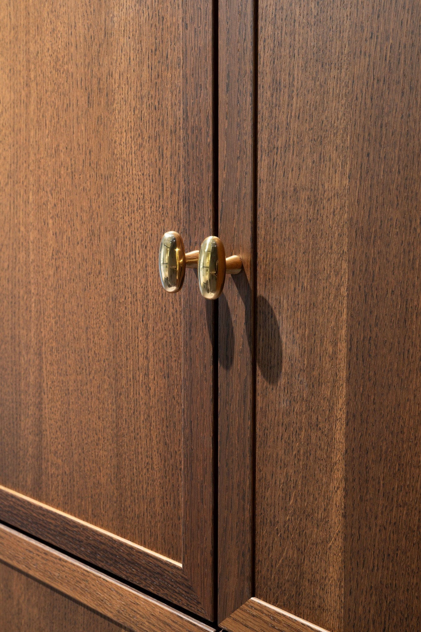 Oliver T | T-Greb i Blank Messing med Lak L 48 mm x D 35 mm Beslag Design 343414-11 FINICC