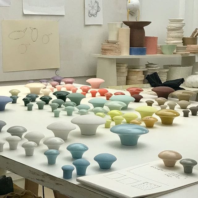 Plain Jade | Møbelknop eller Knage i Porcelæn / Jade Anne Black FINICC