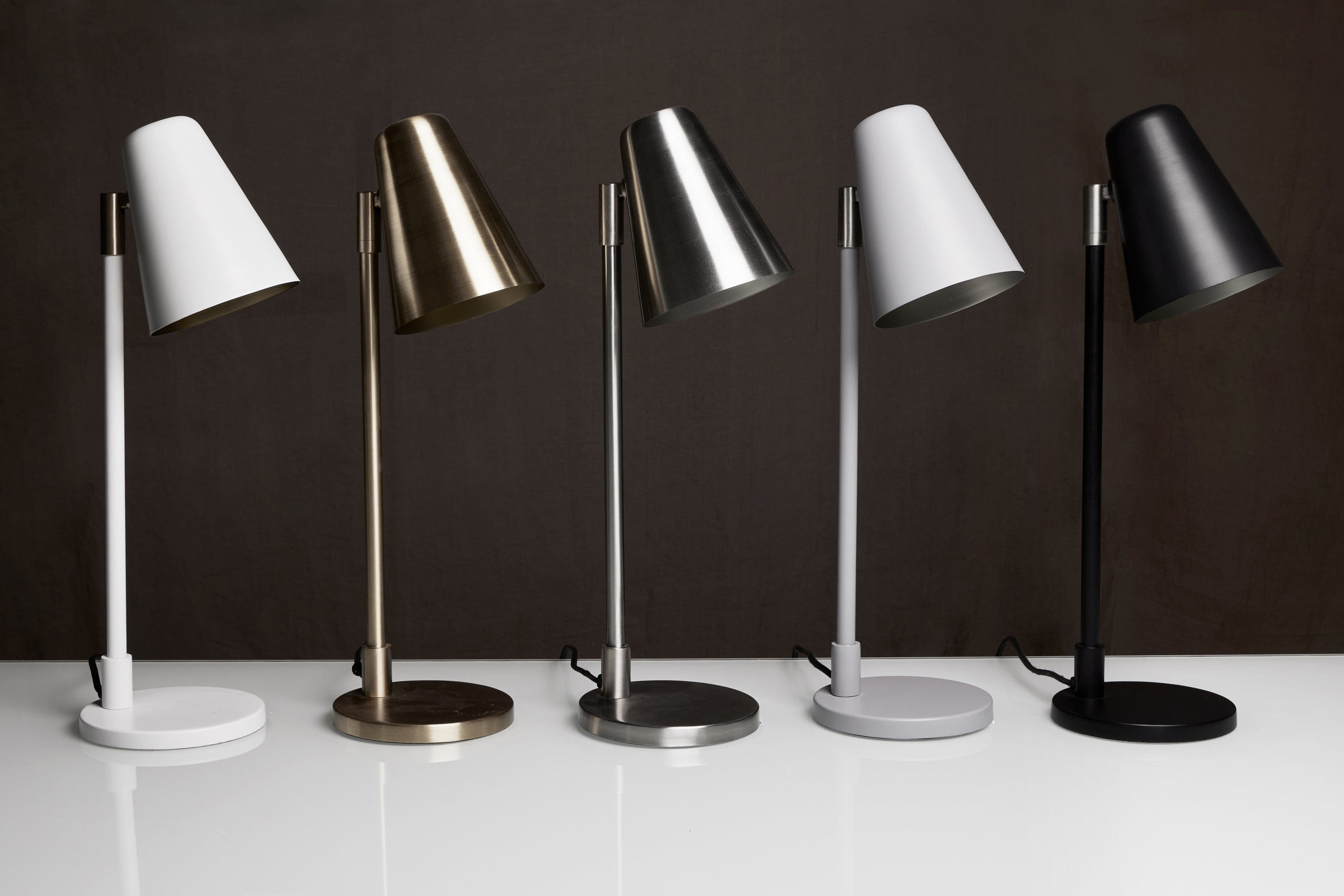 Ramo | Bordlampe i Mat Hvid Ø 12 cm x H 45 cm H. Skjalm P. HSP-58TLRAW00 FINICC