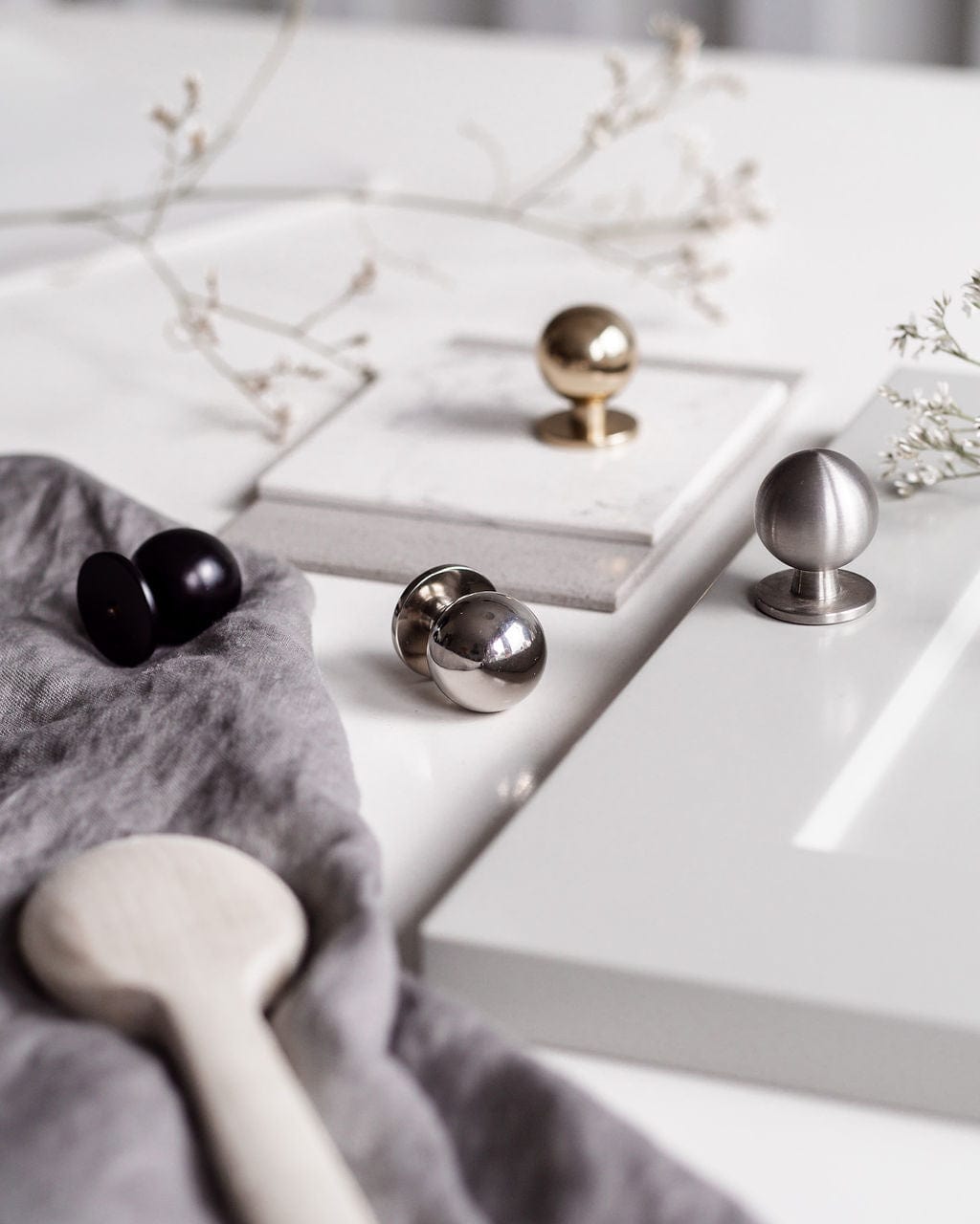 Solliden | Knop i Blank Messing med Lak Et Al FINICC