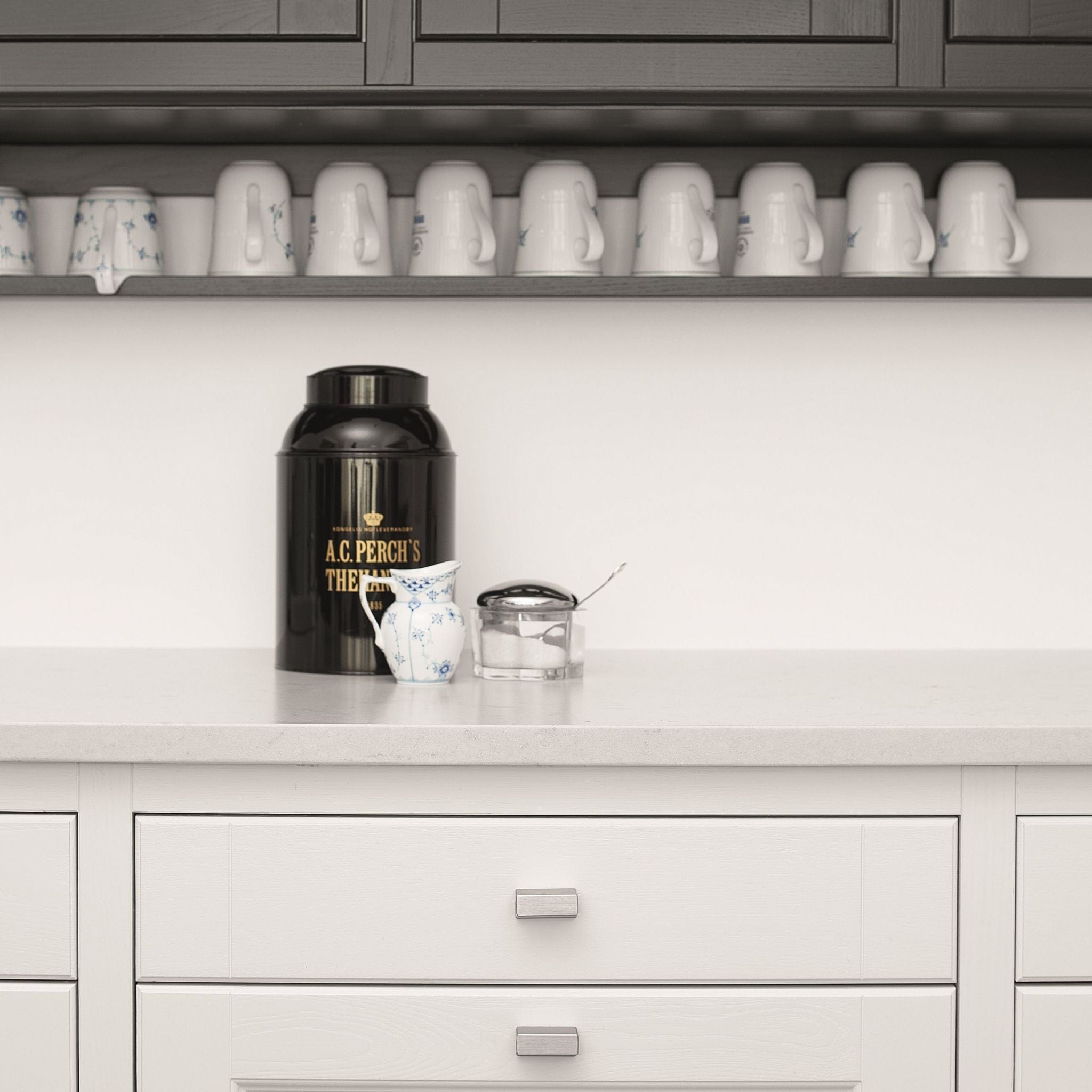 Station | Greb i Rustfrit Stål Finish Furnipart FINICC