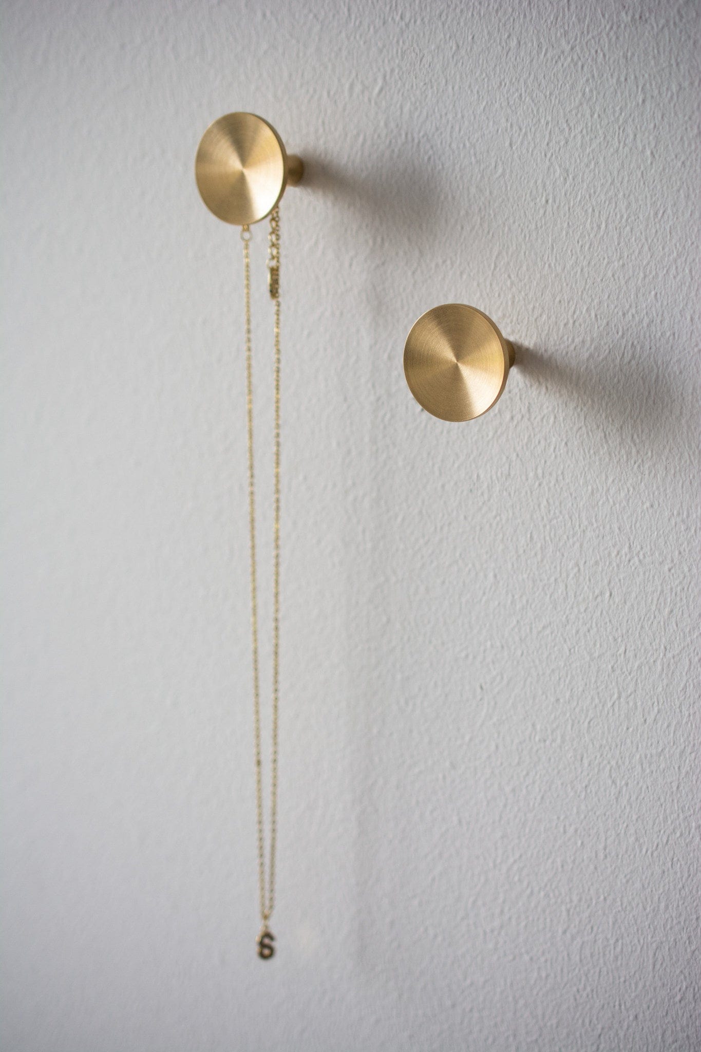 Sture | Krok i Borstad Mässing utan Lack