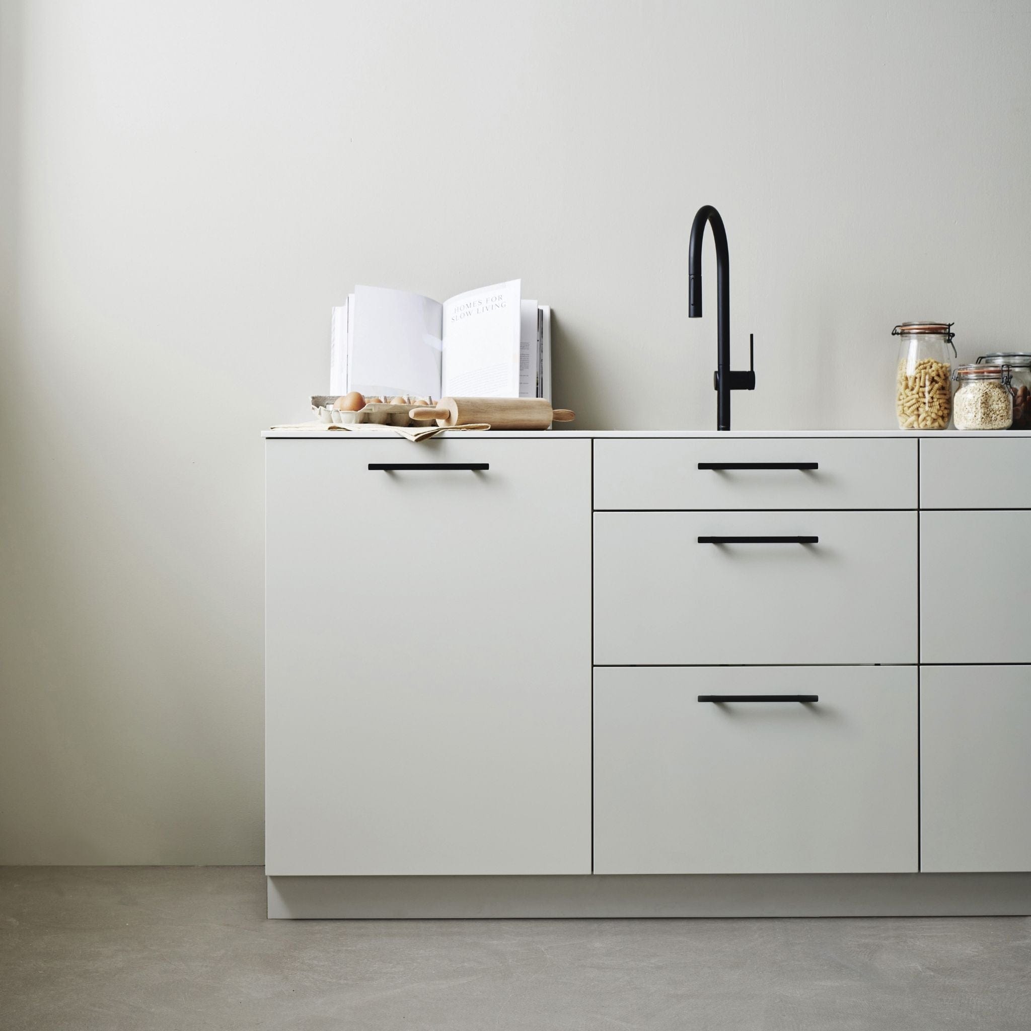 Transit | Greb i Mat Sort L 219 mm (C/C: 160 mm) Furnipart FP-550620160-99 FINICC