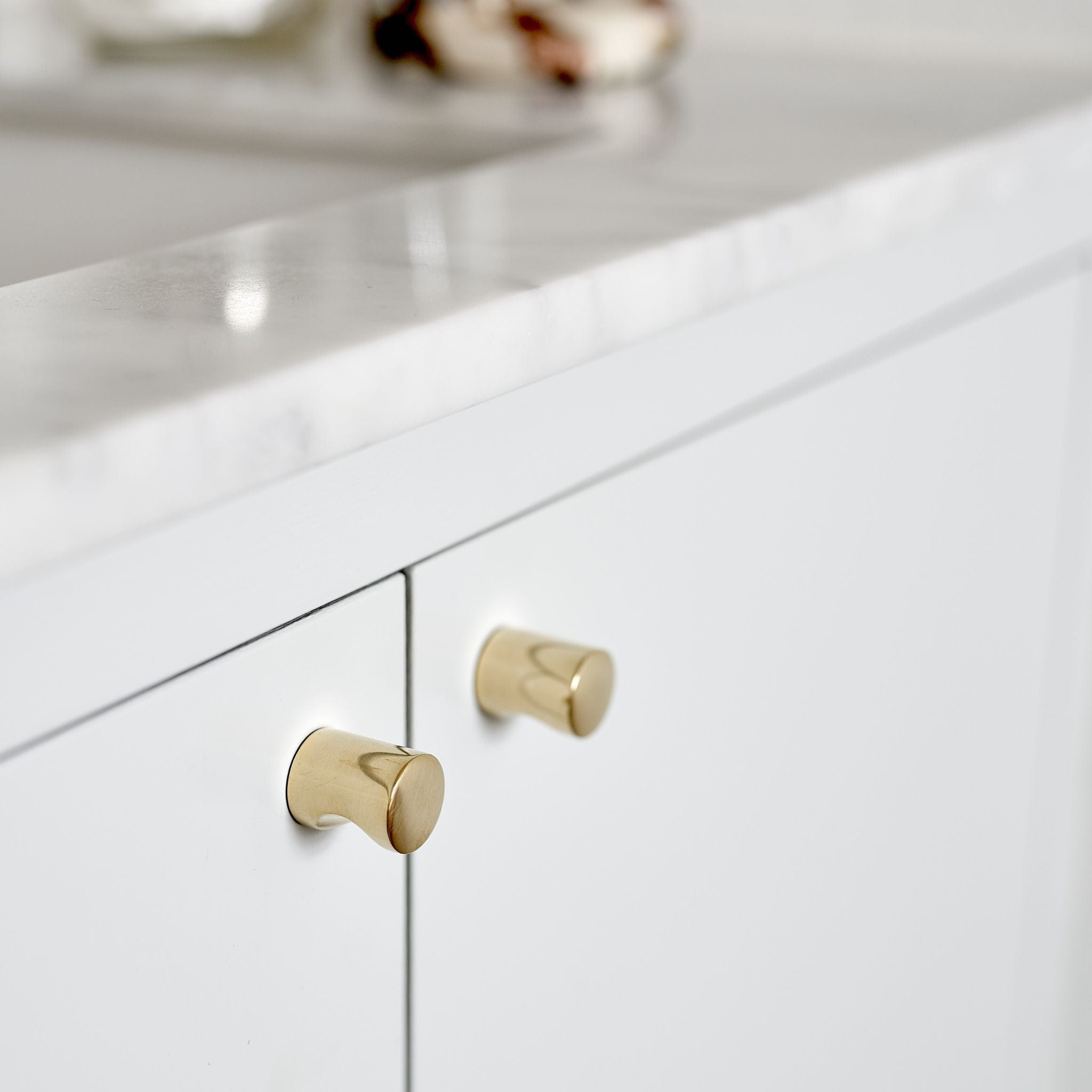 Tumbler | Knop i Børstet Messing uden Lak Ø 21 mm Furnipart FP-242230021-15 FINICC