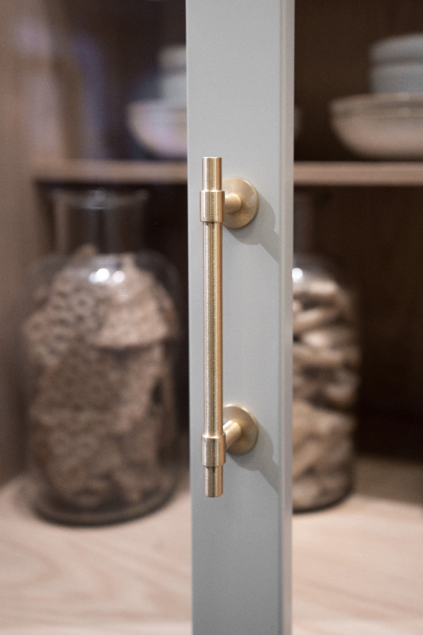 Uniform | Greb i Børstet Messing uden Lak L 178 mm (C/C 128 mm) Beslag Design 343301-11 FINICC