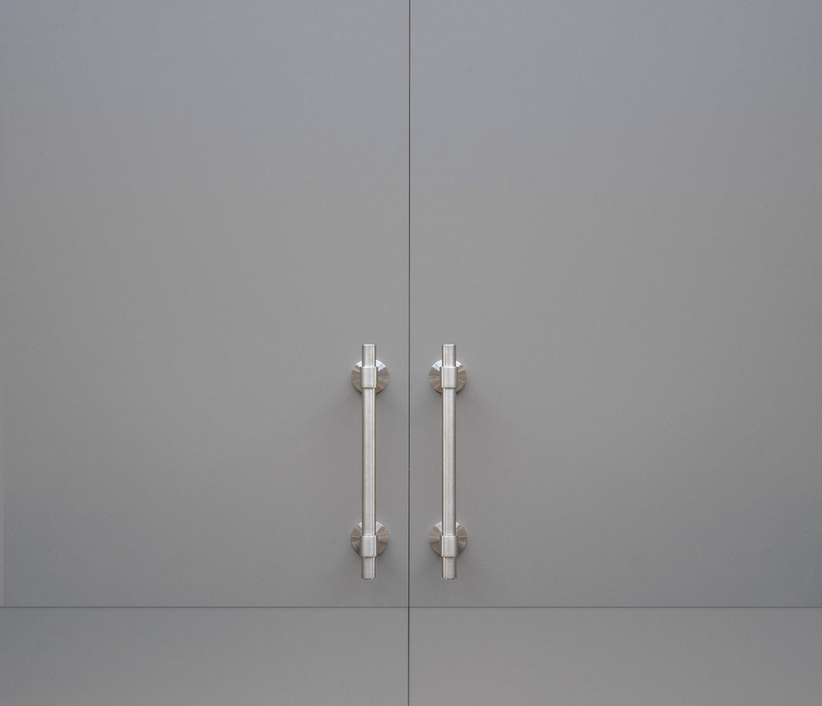 Uniform | Greb i Rustfrit Stål Finish L 178 mm (C/C 128 mm) Beslag Design 343304-11 FINICC