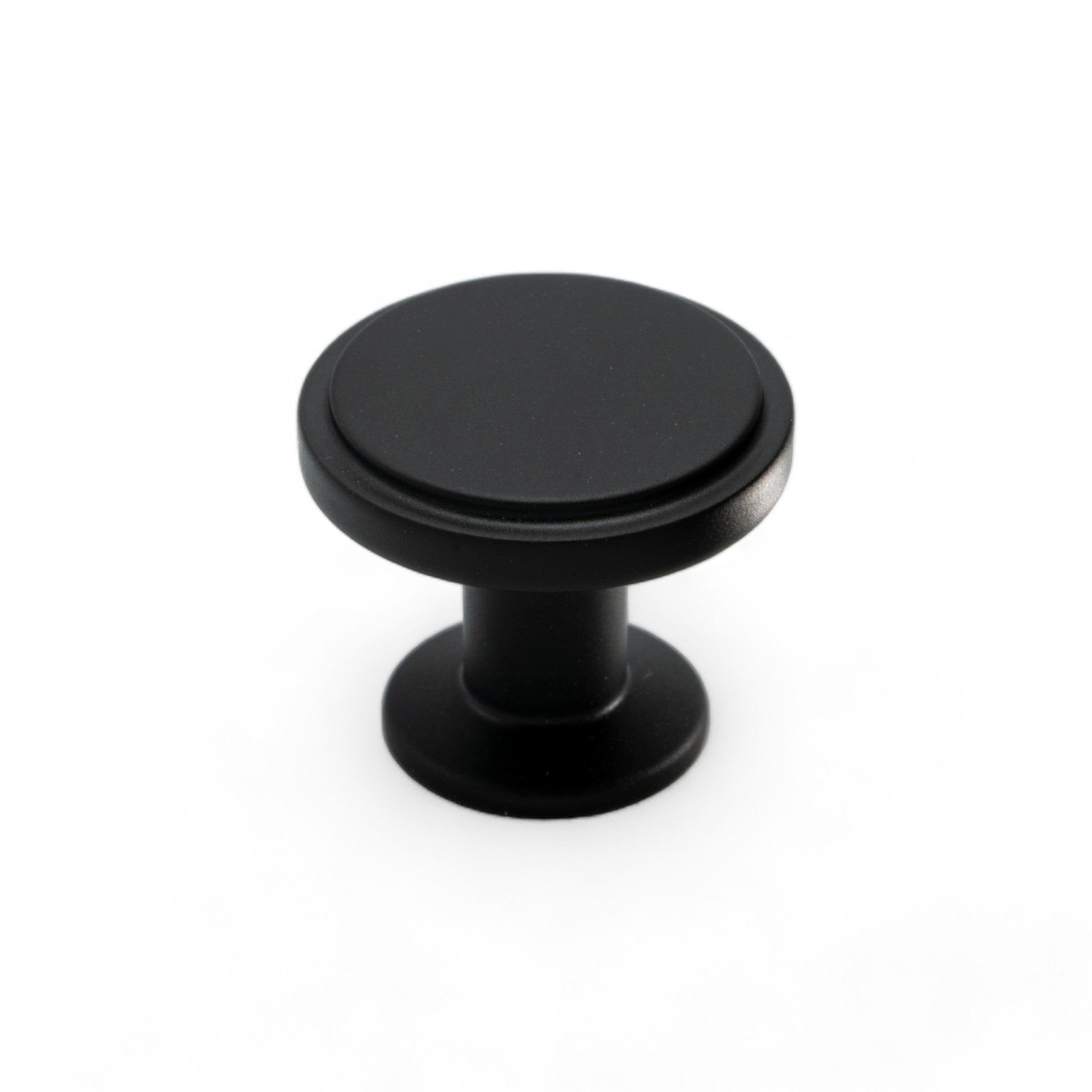 Uno | Knop i Mat Sort Ø 30 mm x D 25 mm Beslag Design 343314-11 FINICC