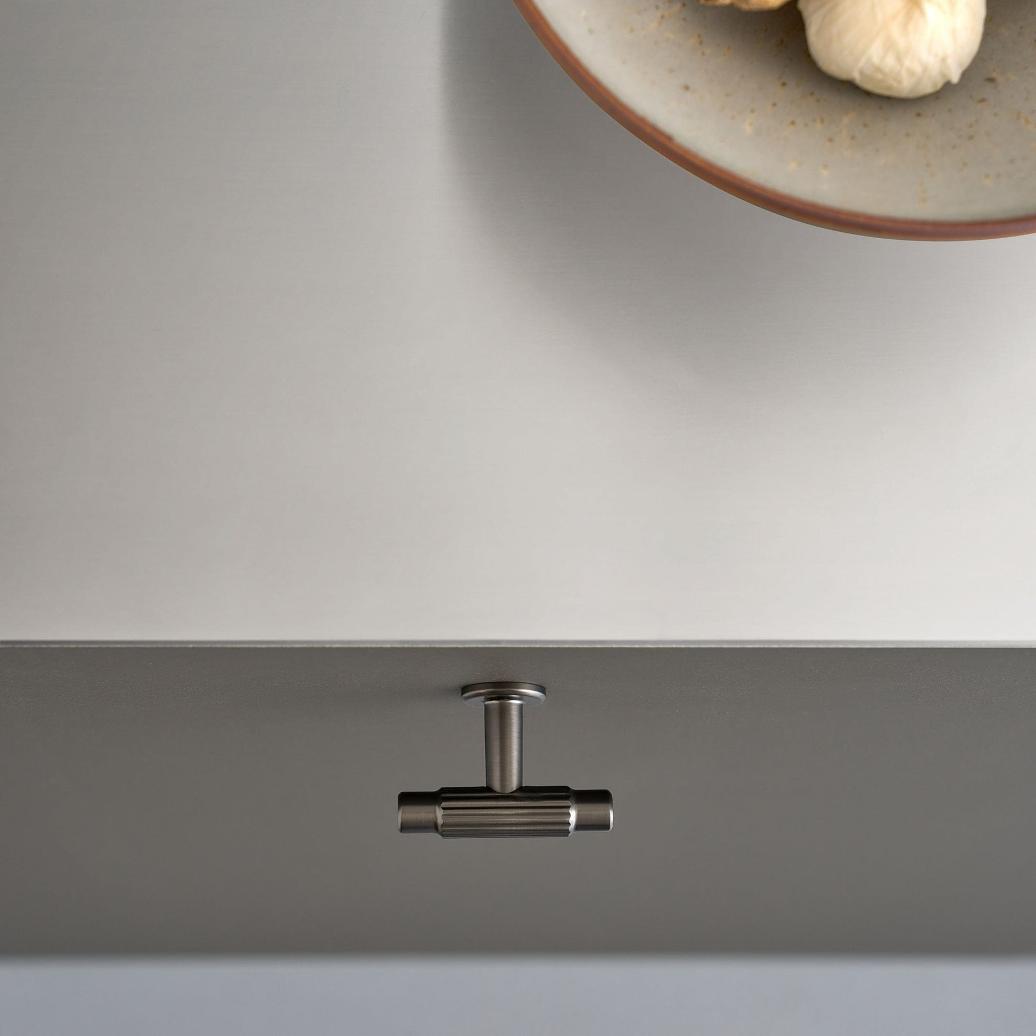 Villa T-Bar | Greb/Knop i Mat Grå L 50 mm x D 34 mm Furnipart FP-553030050-74 FINICC