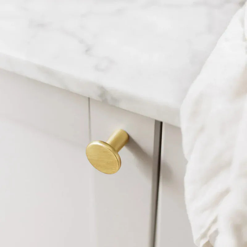 Bob | Knop i Børstet Messing Ø 28 mm Beslag Design BD-339447-11 FINICC