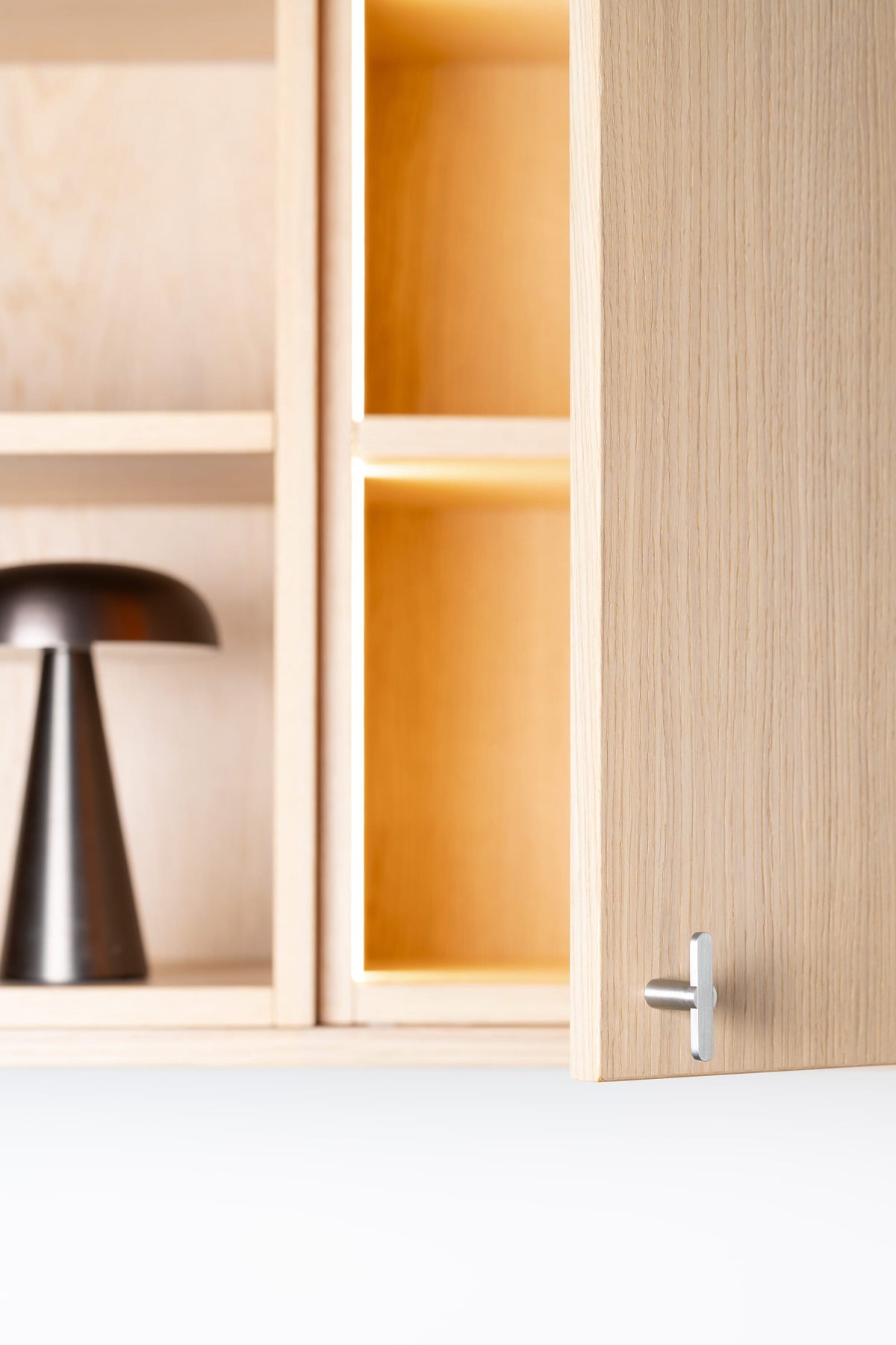 Flow | T-Greb i Rustfrit Stål finish L 50 mm x D 30 mm Beslag Design BD-343571-11 FINICC