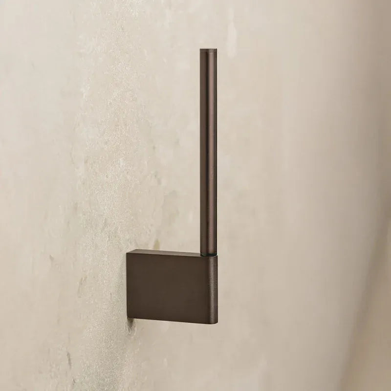 Flow | Toiletrulleholder i Bruneret Messing Beslag Design 620042-41 FINICC