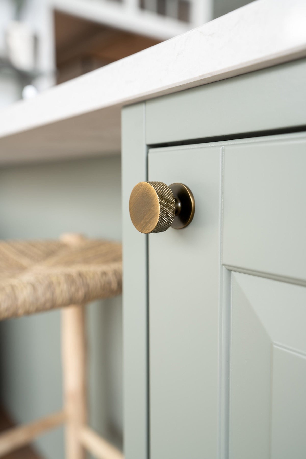 Crest | Knop i Dark Bronze Beslag Design FINICC