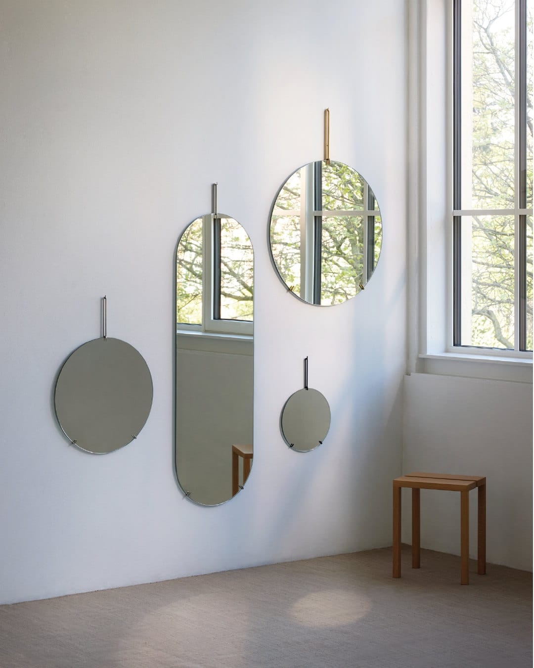 Wall Mirror | Spejl i Stål Moebe FINICC