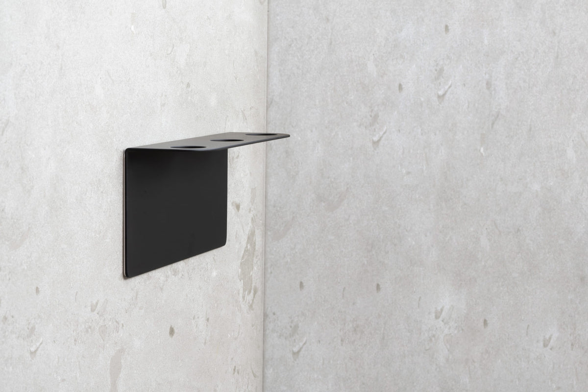 Base 3 | Sæbeholder i Mat Sort Beslag Design BD-606087-41 FINICC