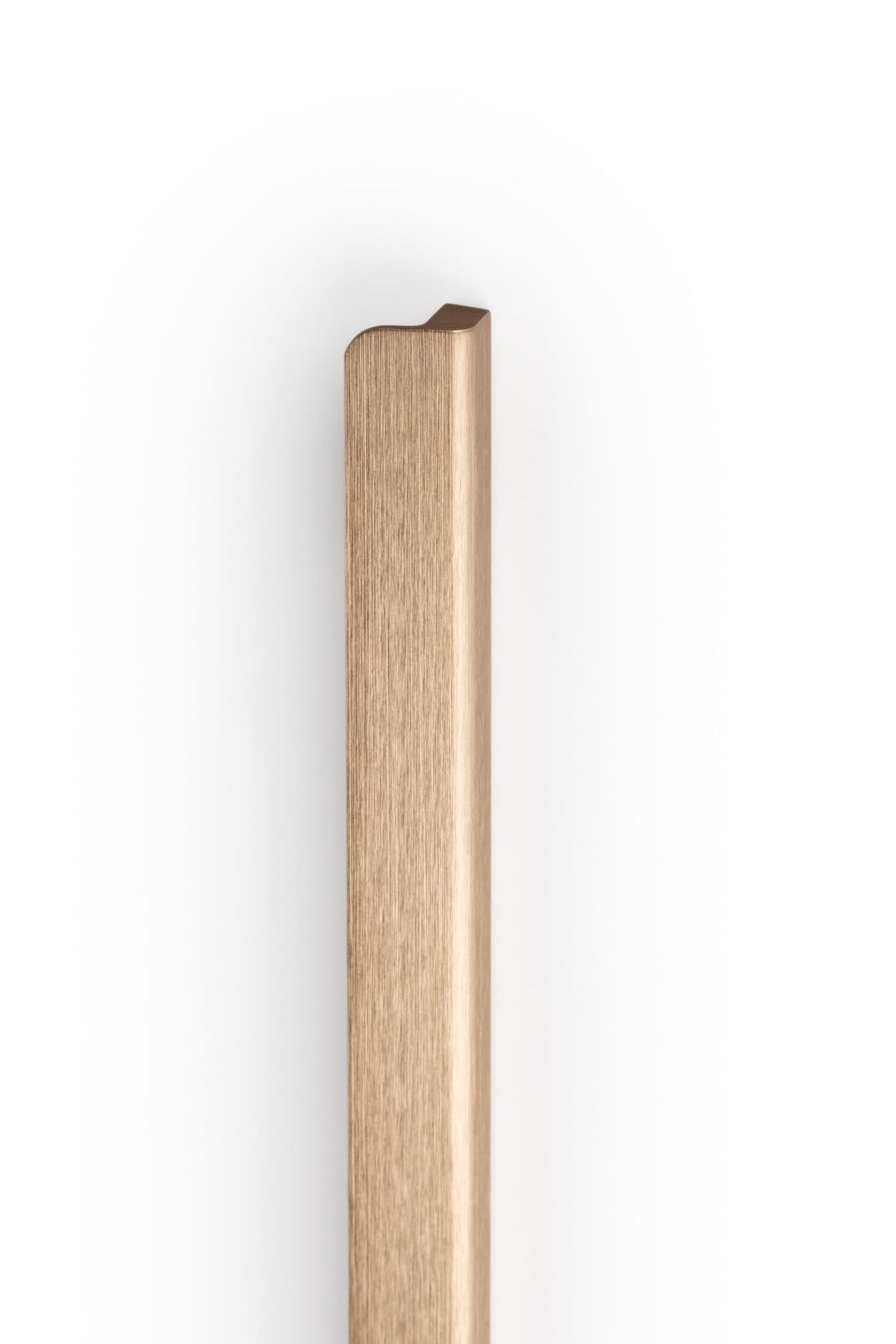 Flapp Wood | Greb i Lakeret Eg Viefe FINICC