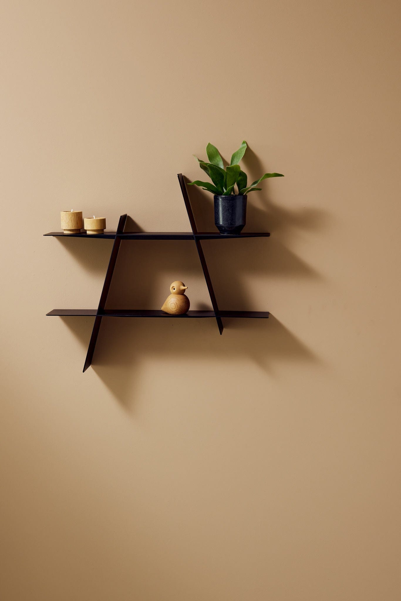 A-Shelf | Hylla i Svart Stål - medium