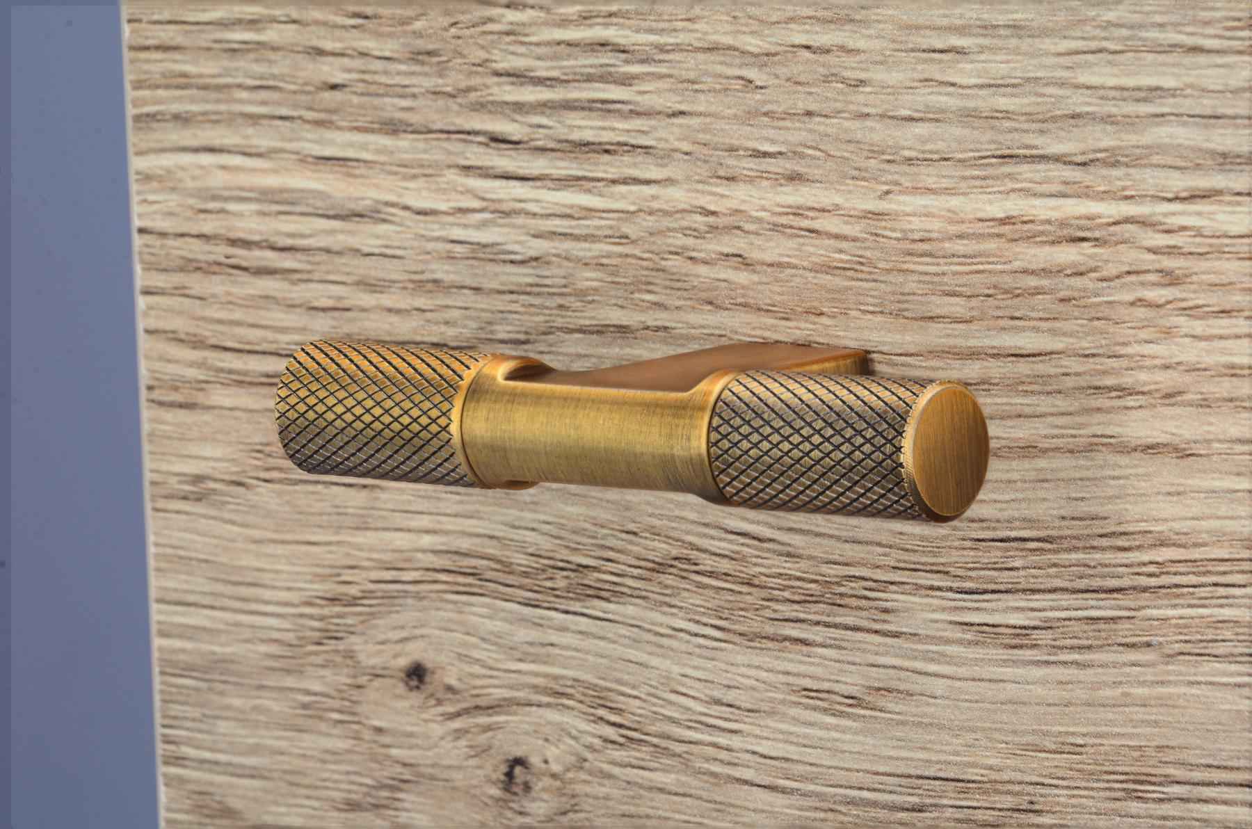 Arc T | Knop/Greb i Antik Messing L 72 mm x B 12 mm SIRO SR-2509-72ZN79 FINICC