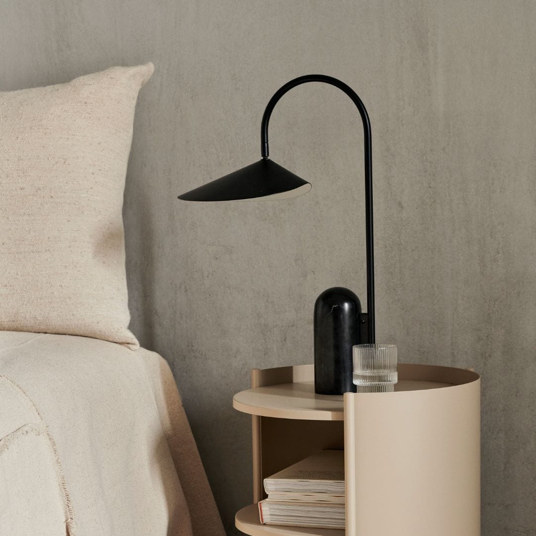 Arum Portable Lamp - Black